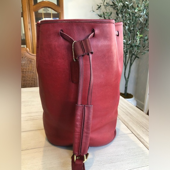 COACH VINTAGE RED LEATHER SLING BAG #9929 WITH HANGTAG - Picture 6 of 14